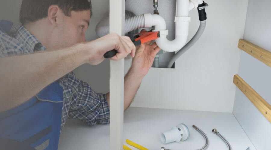 Local water heater installation in Sharpes, FL